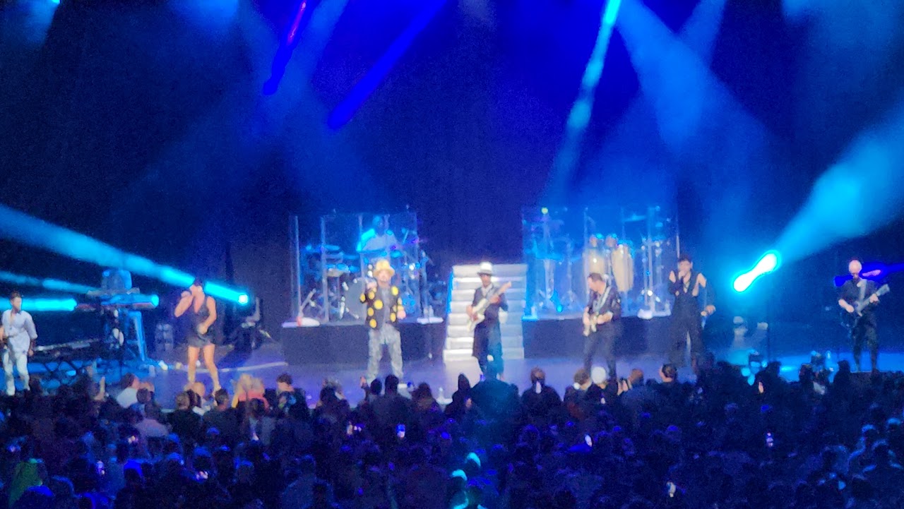 Boy George & Culture Club at Cadence Bank Amphitheatre at Chastain Park — first photo of the night, 10:24 PM
