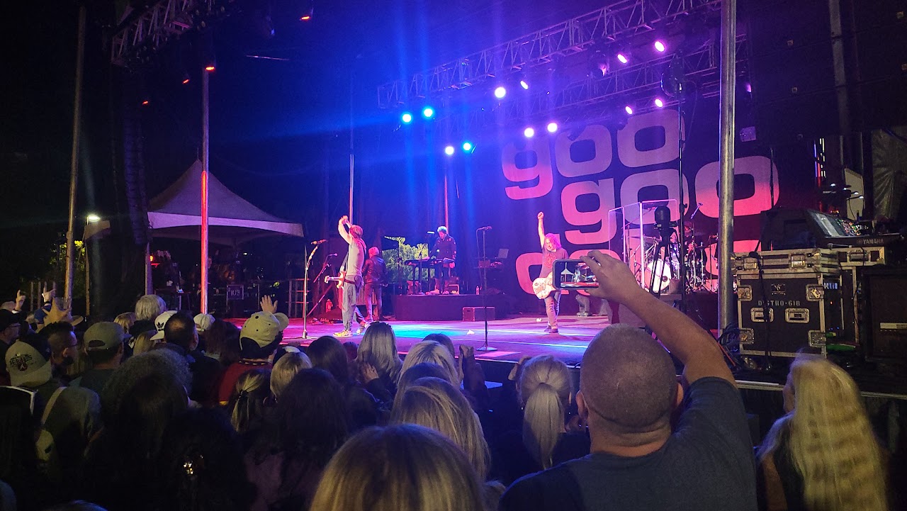 10,000 Maniacs at Smyrna, photo taken at 9:05 PM
